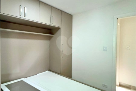Apartamento à venda com 3 quartos em Alto de Pinheiros, São Paulo, SP