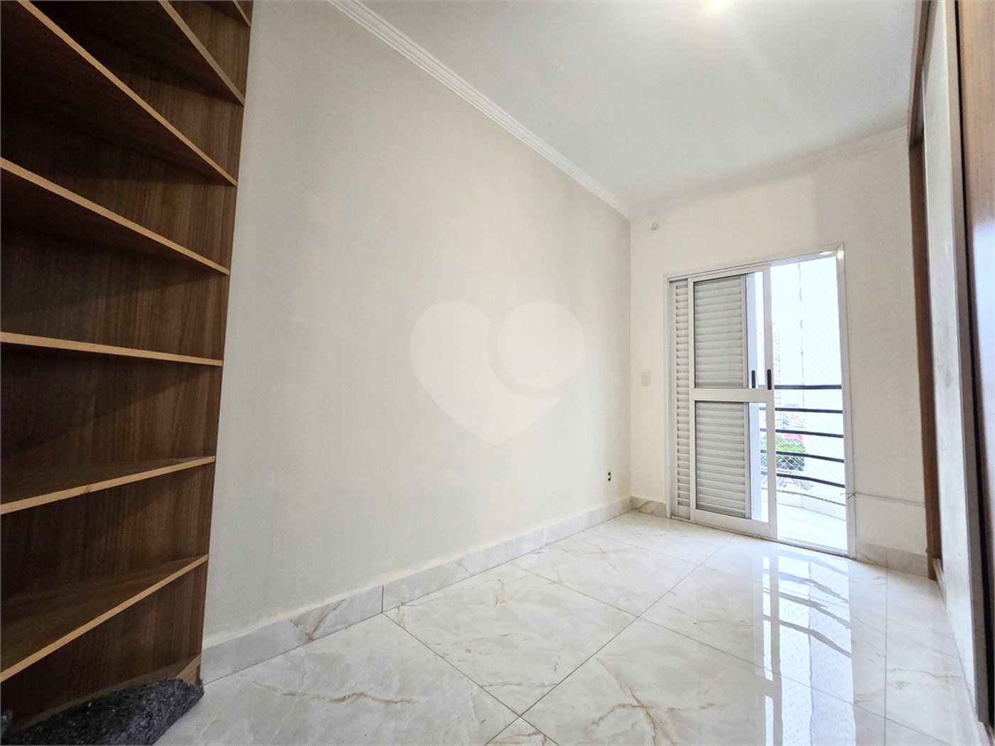 Apartamento à venda com 3 quartos, sendo 1 suíte,  em Jardim Judith, Sorocaba, SP