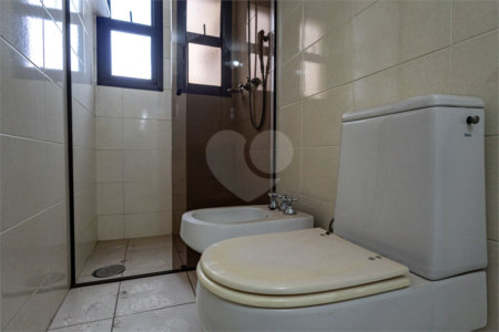 Apartamento para alugar com 3 suítes em Moema, São Paulo, SP