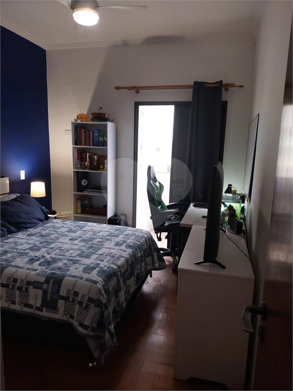 Apartamento à venda com 4 quartos, sendo 1 suíte,  em Vila Ipojuca, São Paulo, SP