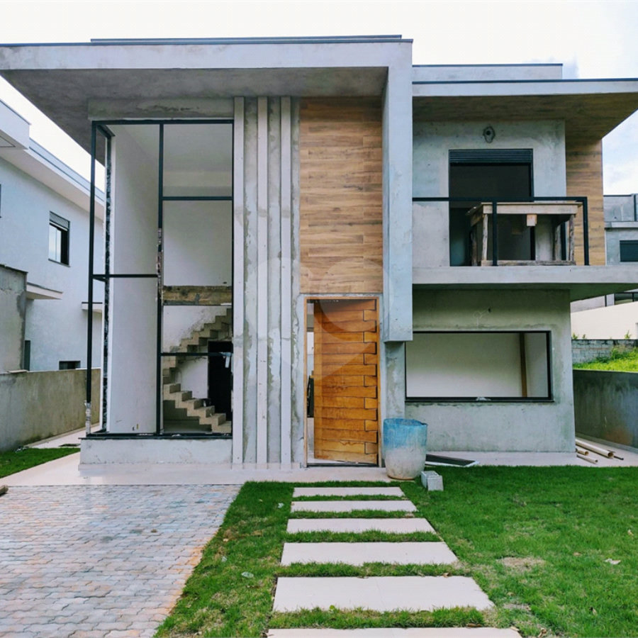Casa à venda com 3 suítes no condomínio Atibaia Park I, Atibaia - SP