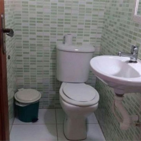 Casa com 3 dormitórios à venda, 182 m² por R$ 800.000,00 - Estuário - Santos/SP