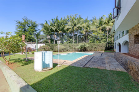 Casa à venda com 5 suítes no condomínio Chácara Flora, São Paulo - SP