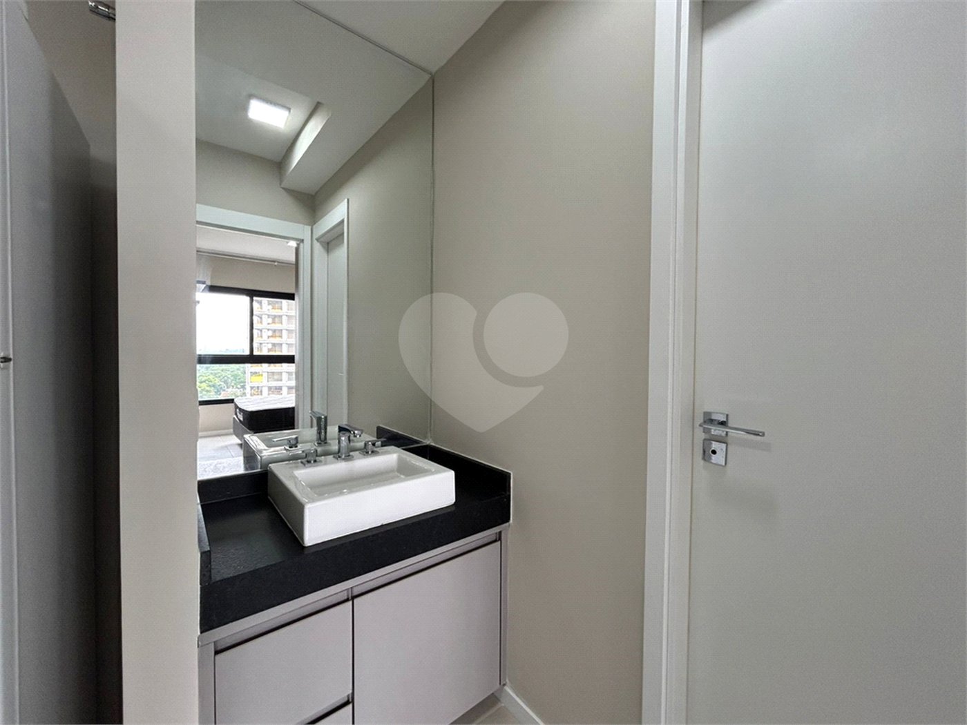 Apartamento para alugar com 1 suíte em Cerqueira César, São Paulo, SP