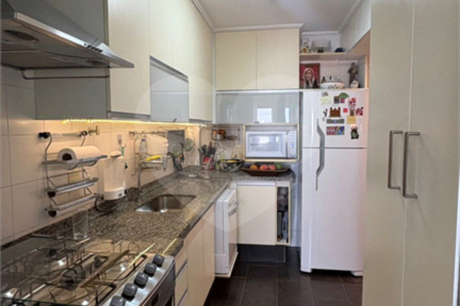 Apartamento à venda com 3 quartos, sendo 1 suíte, em Vila Guarani, São Paulo, SP