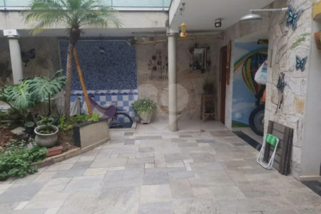 Sobrado à venda com 4 quartos, sendo 2 suítes,  em Jardim São Paulo(zona Norte), São Paulo, SP