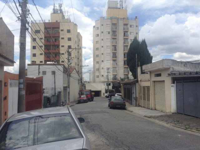 Casa à venda com 3 quartos, sendo 1 suíte,  em Vila Romero, São Paulo, SP