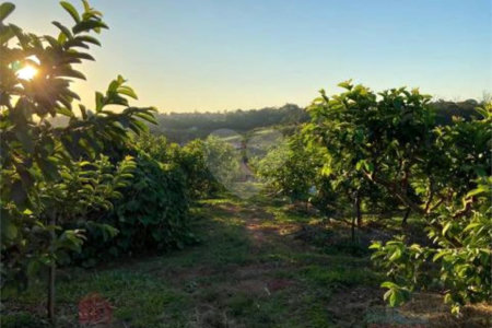 Chácara à venda com 2 quartos, sendo 1 suíte, em Reforma Agrária, Valinhos, SP