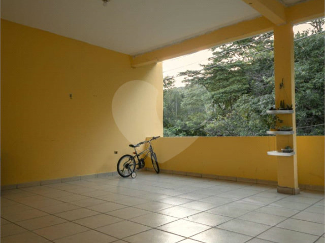 Sobrado à venda com 3 quartos em Jaraguá, São Paulo, SP