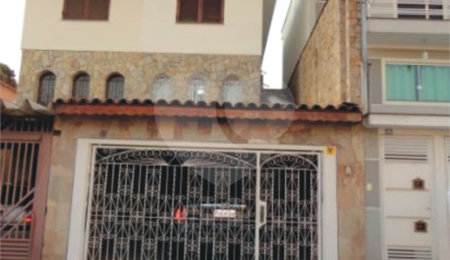 Sobrado à venda com 4 quartos, sendo 1 suíte,  em Vila Gustavo, São Paulo, SP