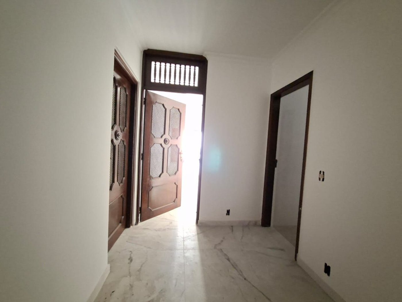 Apartamento com 2 dormitórios para alugar, 113 m² por R$ 8.000,00/mês - Gonzaga - Santos/SP