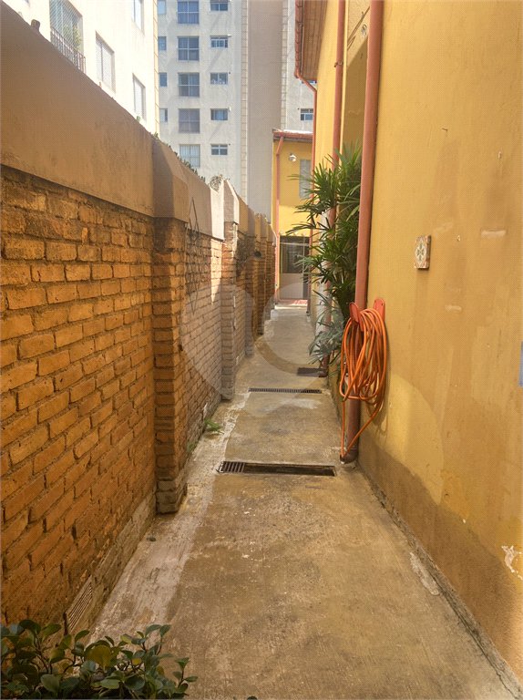 Casa à venda ou para alugar com 4 quartos, sendo 1 suíte, em Vila Monumento, São Paulo, SP