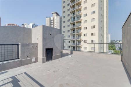 Casa à venda com 2 suítes no condomínio Vila Marathona, São Paulo - SP