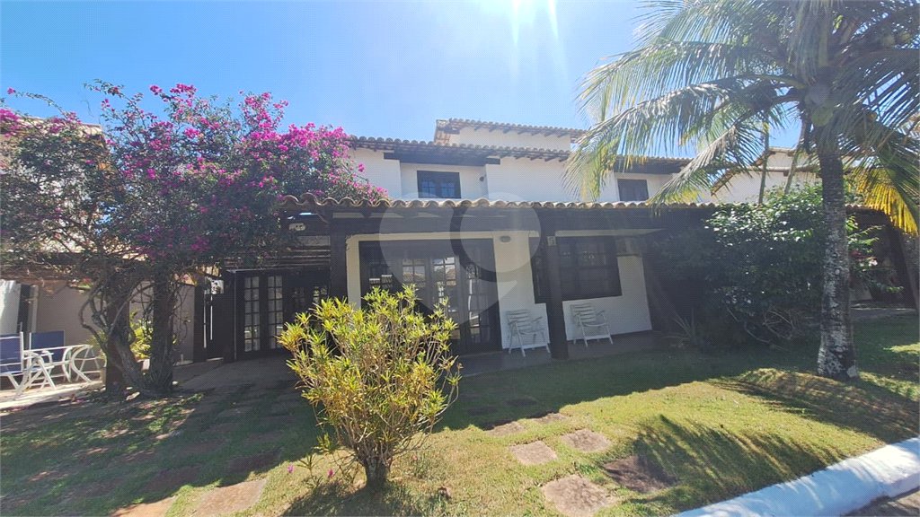 Casa para alugar com 3 quartos, sendo 2 suítes, em Praia Rasa, Armação dos Búzios, RJ