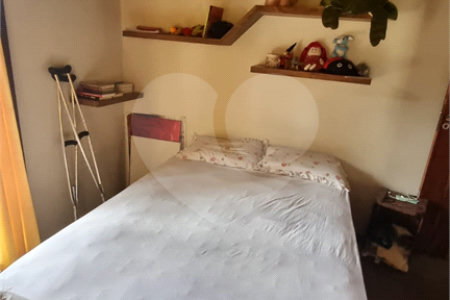 Casa à venda com 4 quartos, sendo 2 suítes, no condomínio Aruã Eco Park, Mogi das Cruzes - SP