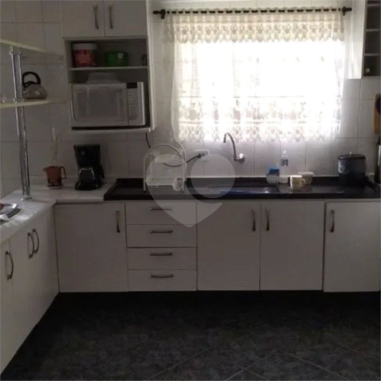 Sobrado à venda ou para alugar com 3 quartos, sendo 1 suíte,  em Jaguaré, São Paulo, SP