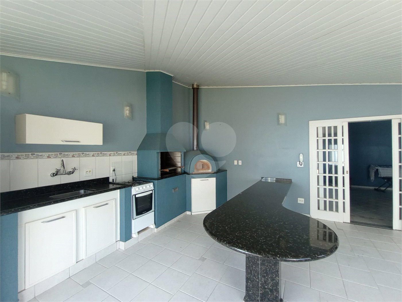 Casa à venda com 3 suítes em Vila Nastri, Itapetininga, SP
