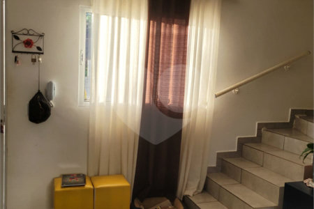 Casa à venda com 2 quartos em Jardim Santo Antônio, Atibaia, SP