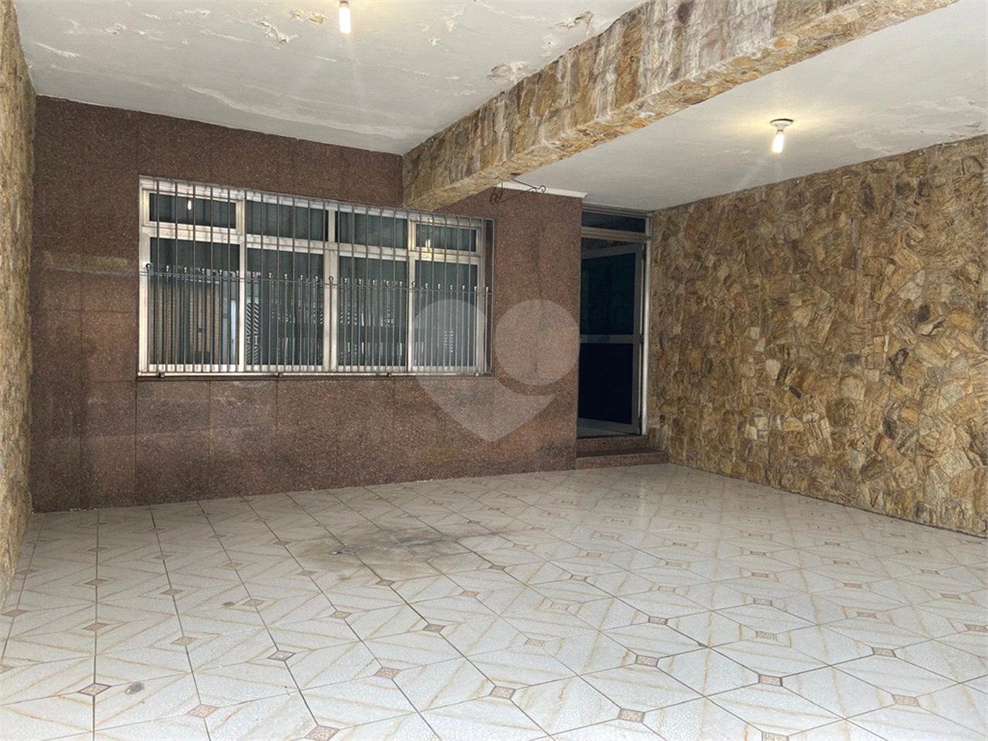 Casa à venda com 3 quartos, sendo 2 suítes, em Vila Carrão, São Paulo, SP