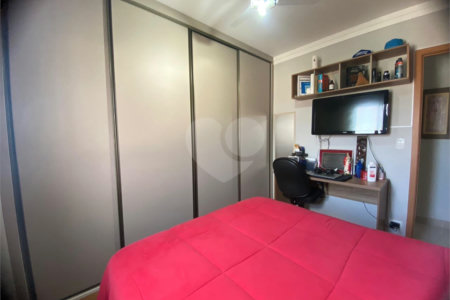 Apartamento à venda com 2 quartos, sendo 1 suíte,  em Jardim Califórnia, Jacareí, SP