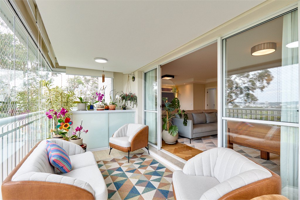 Apartamento à venda com 4 suítes em Jardim Marajoara, São Paulo, SP