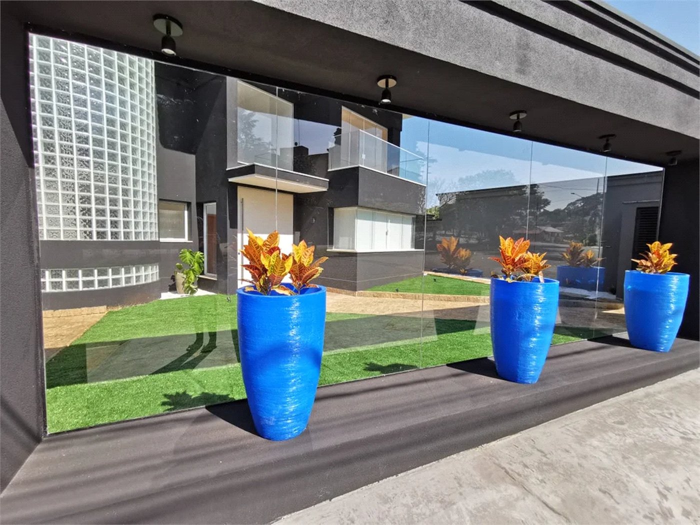Casa à venda ou para alugar com 4 suítes em Parque dos Príncipes, São Paulo, SP