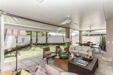 Casa à venda com 5 quartos, sendo 3 suítes, em Jardim Leonor, São Paulo, SP