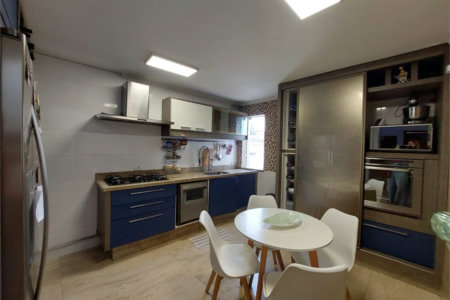 Casa à venda ou para alugar com 4 suítes em Lapa, São Paulo, SP