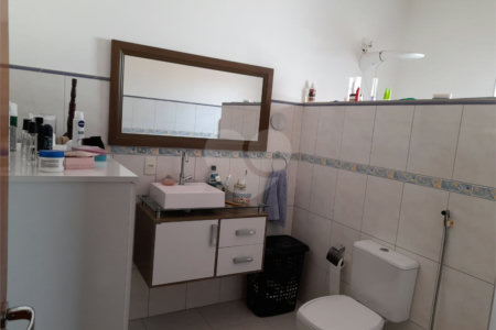 Sobrado à venda com 3 quartos, sendo 1 suíte, no Centro, Indaiatuba, SP