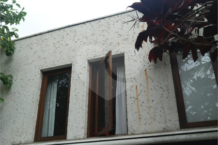 Casa à venda com 4 quartos, sendo 3 suítes, em Vila Tramontano, São Paulo, SP
