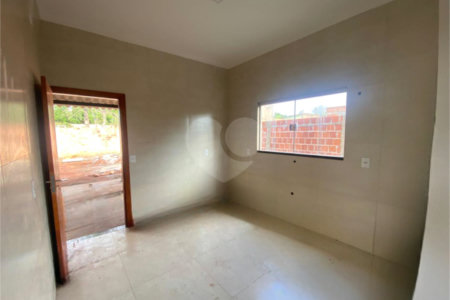 Casa à venda com 2 quartos no Centro, Mirandópolis, SP