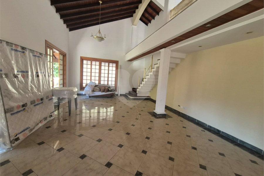 Casa à venda com 4 suítes no condomínio Alpes da Cantareira, Mairiporã - SP