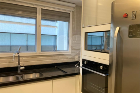 Apartamento para alugar com 3 suítes em Granja Julieta, São Paulo, SP
