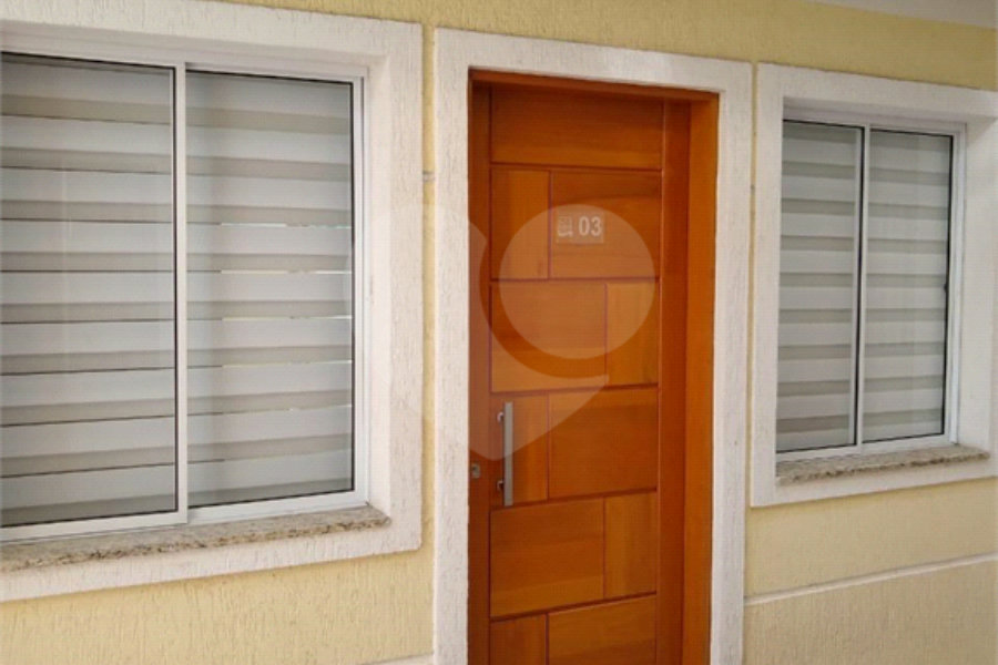 Casa à venda com 2 suítes no condomínio Residencial Pedro, São Paulo - SP