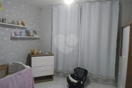 Sobrado à venda com 3 quartos, sendo 1 suíte,  em Jardim Peri Peri, São Paulo, SP