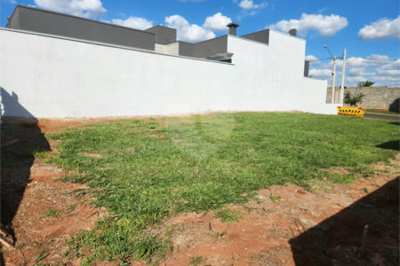 Terreno à venda em Residencial Volpi, Araraquara, SP