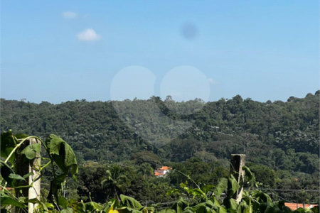 Casa à venda com 3 quartos, sendo 1 suíte, no Centro, Guararema, SP