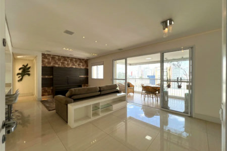 Apartamento à venda com 3 quartos, sendo 1 suíte, em Vila Andrade, São Paulo, SP