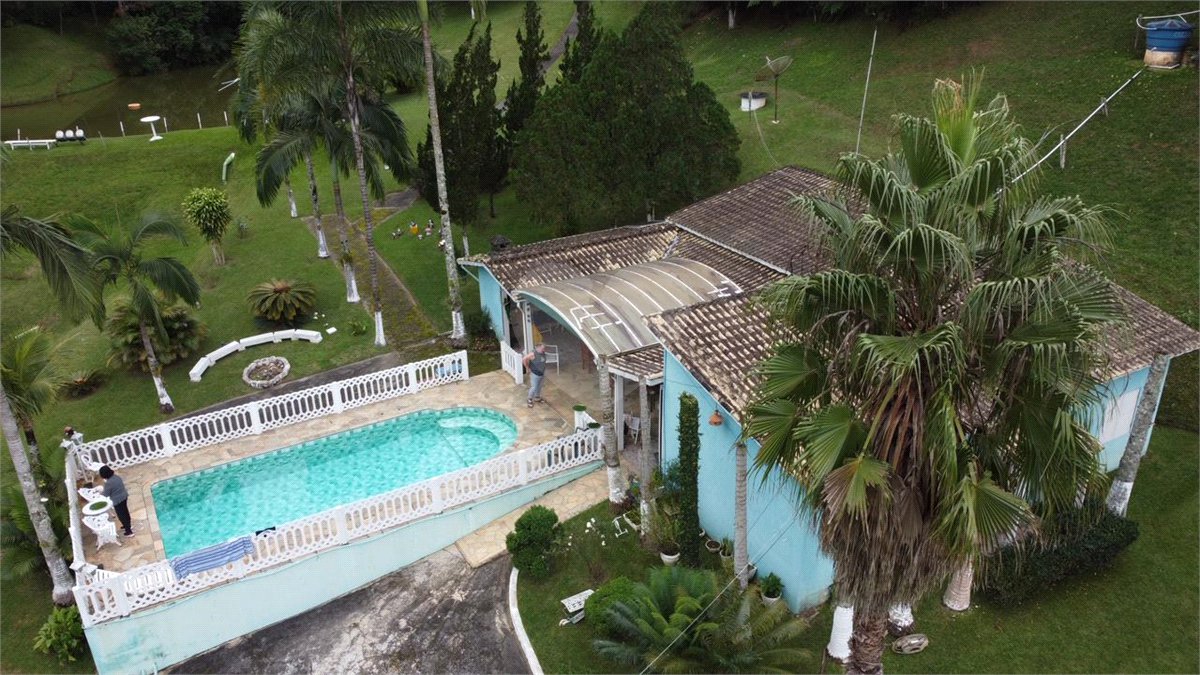Sítio à venda com 5 quartos, sendo 1 suíte, em Ouro Fino, Santa Isabel, SP