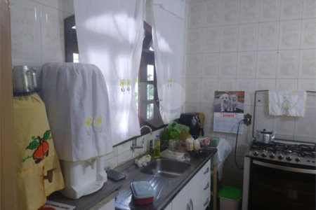 Casa Térrea à venda com 4 quartos em Jundiapeba, Mogi das Cruzes, SP