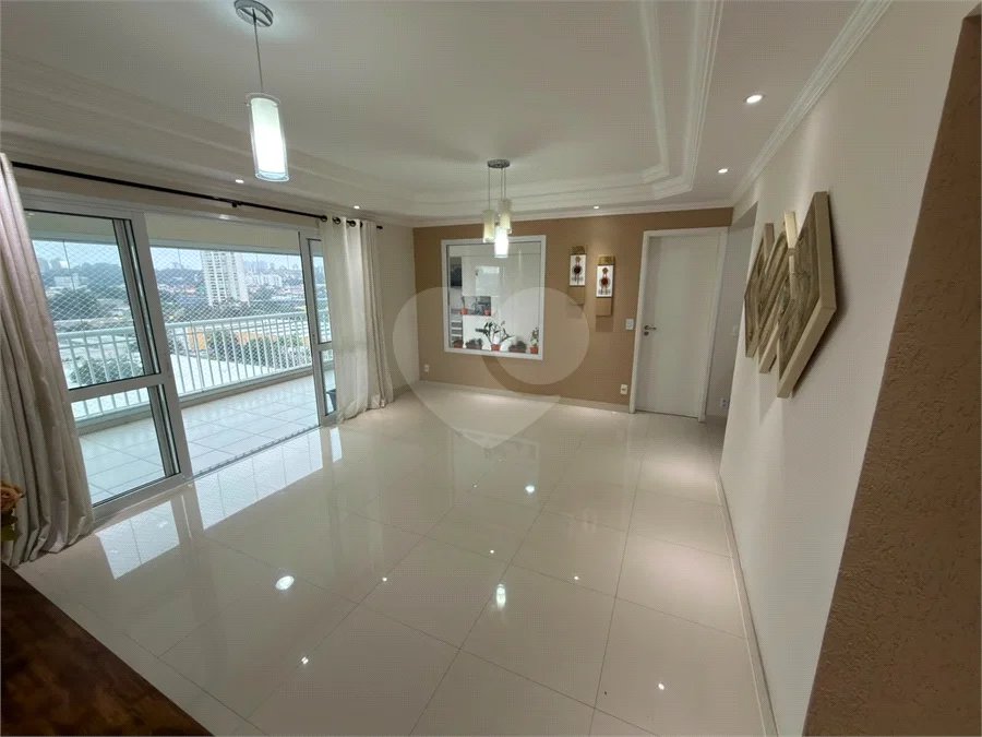 Apartamento à venda com 3 suítes em Jardim Marajoara, São Paulo, SP
