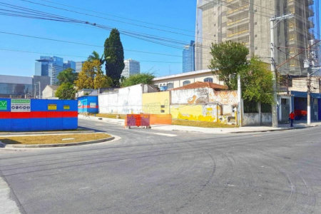Terreno à venda com 1 quarto em Chácara Santo Antônio (zona Sul), São Paulo, SP