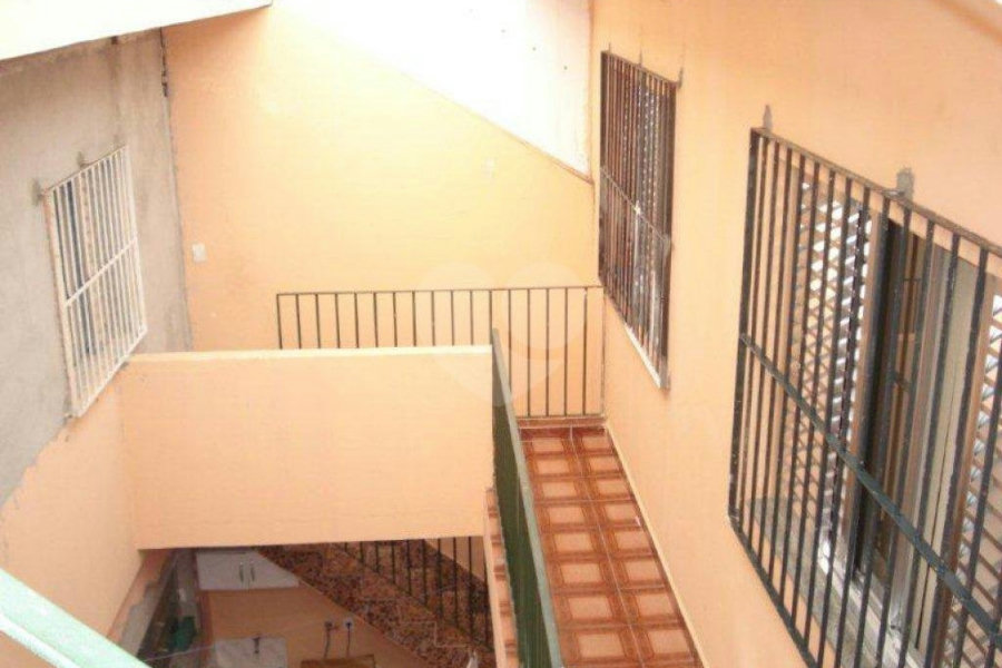 Sobrado à venda com 5 quartos, sendo 1 suíte, em Interlagos, São Paulo, SP
