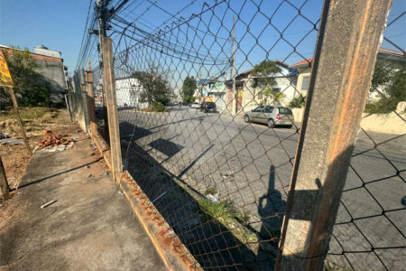 Terreno à venda em Vila Itapoan, Guarulhos, SP