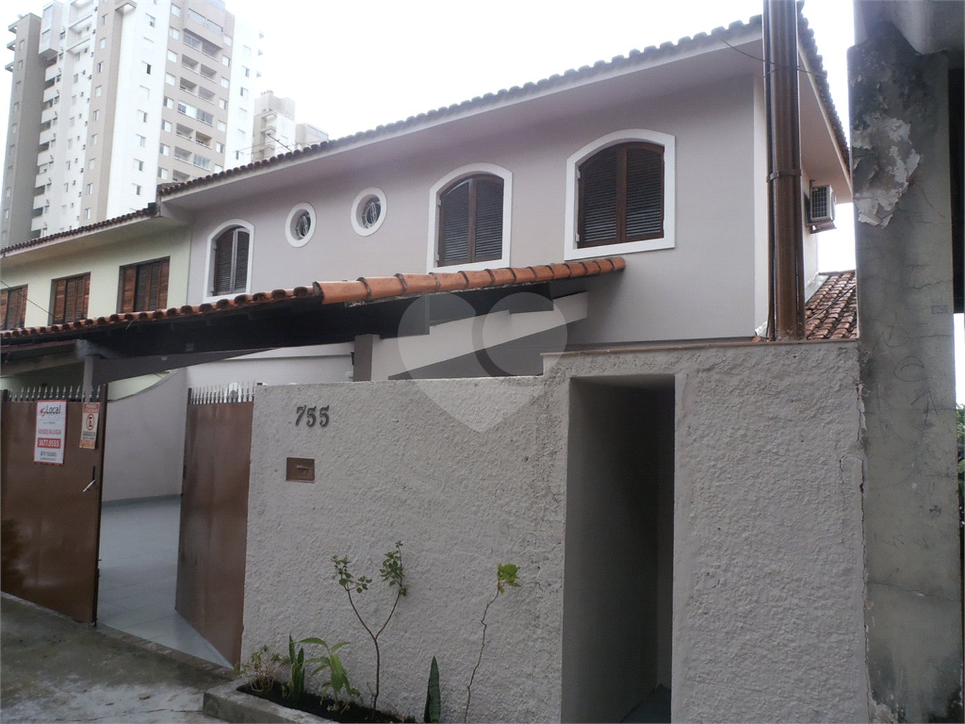 Sobrado à venda ou para alugar com 4 quartos, sendo 1 suíte, em Vila Butantã, São Paulo, SP