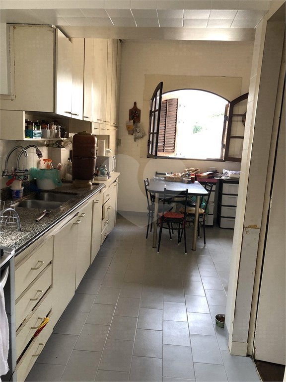Sobrado à venda com 5 quartos em Santana, São Paulo, SP