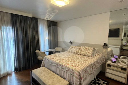 Sobrado à venda com 3 quartos, sendo 1 suíte, em Alto da Mooca, São Paulo, SP
