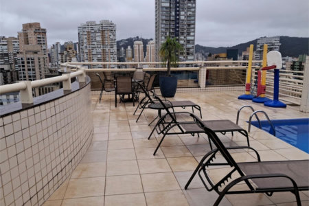 Apartamento Residencial à venda, Gonzaga, Santos - AP0761.
