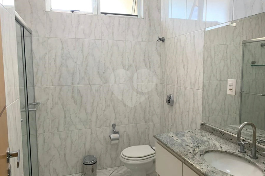 Sobrado à venda com 3 quartos, sendo 2 suítes,  em Tremembé, São Paulo, SP