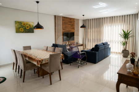 Casa à venda com 3 quartos, sendo 1 suíte, no condomínio Golden Park Residence, Sorocaba - SP